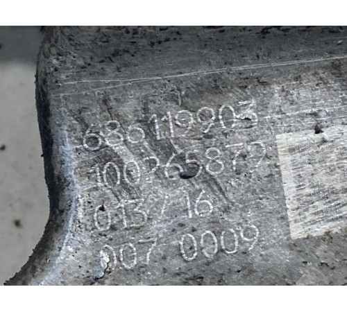 Вилка амортизатора (переднего левого)