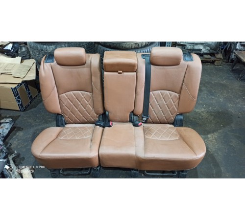 Задний ряд сидений