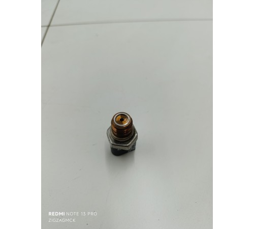 Датчик давления топлива