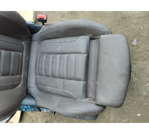 Сиденье переднее правое