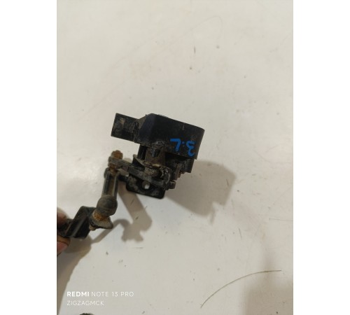 Датчик высоты дорожного просвета задний левый