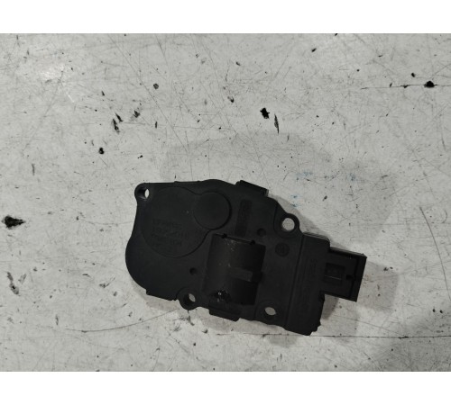 Моторчик привода заслонок отопителя