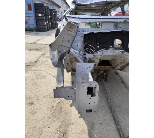 Лонжерон (четверть) передний правый