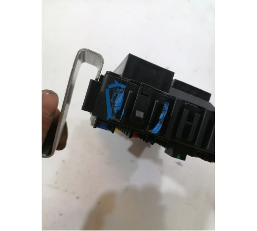 Блок предохранителей салона