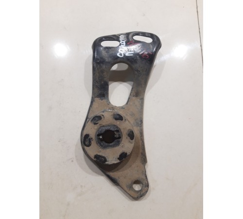 Кронштейн(крепление) кузова левый