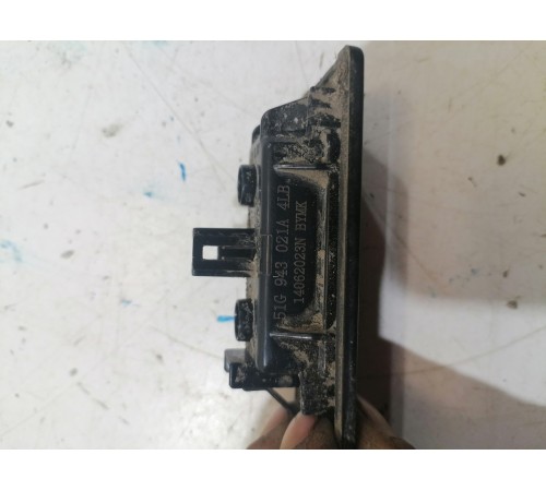 Плафон освещение номерного знака