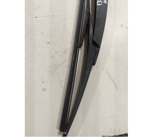 Поводок стеклоочистителя (задний)