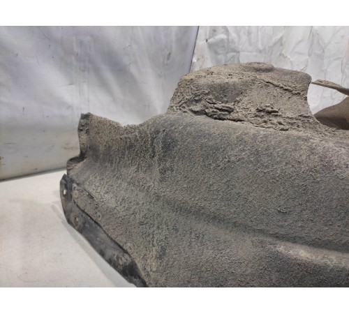 Локер (задний, левый)