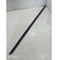 Уплотнитель стекла (передний правый наружный)