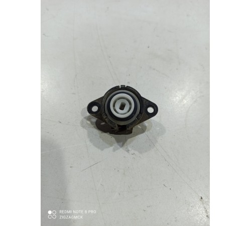 Кронштейн фары правый