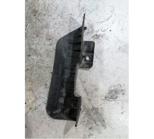 Брызговик задний правый