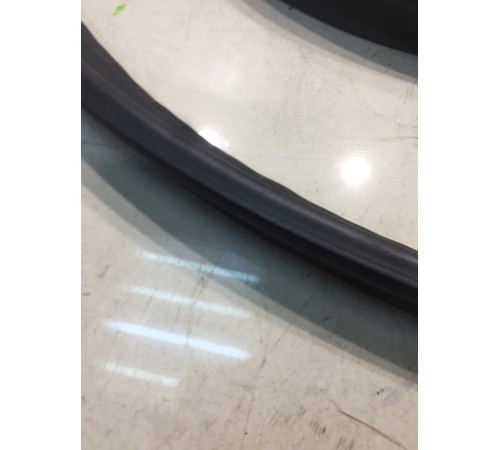 Уплотнитель багажника