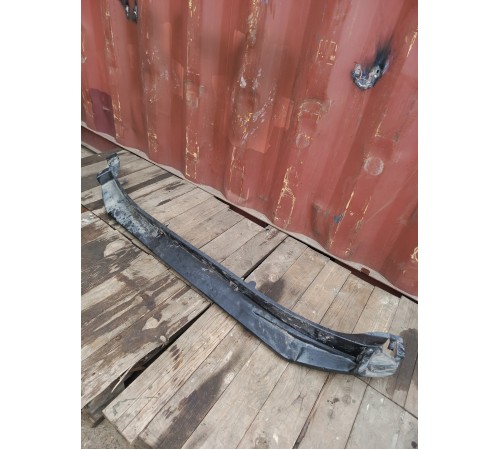 Абсорбер бампера передний