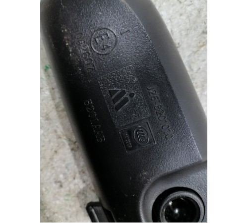 Зеркало заднего вида салонное