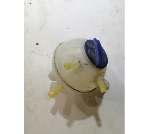 Бачок расширительный