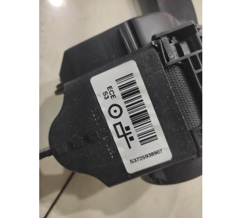 Ремень безопасности (задний, левый)