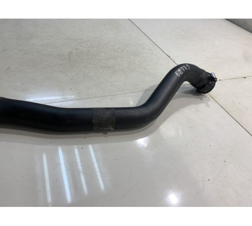 Горловина топливного бака