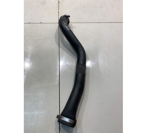 Горловина топливного бака