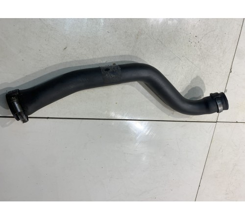 Горловина топливного бака