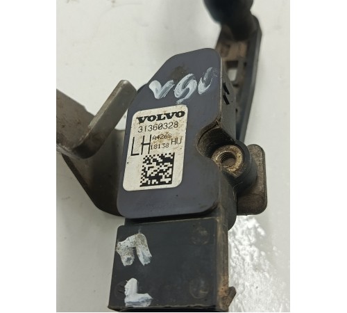 Датчик высоты дорожного просвета передний левый