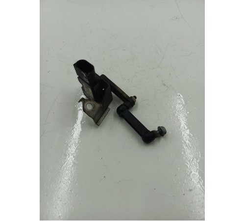 Датчик высоты дорожного просвета передний левый