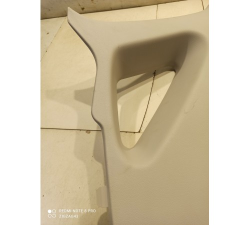 Обшивка задней стойки(правая)