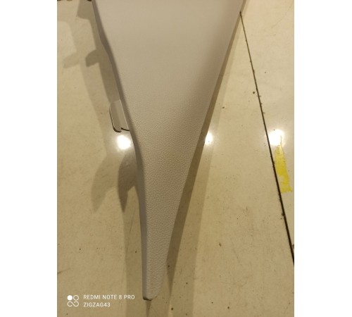 Обшивка задней стойки(правая)