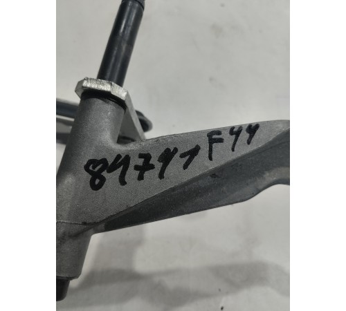 Трапеция стеклоочистителей