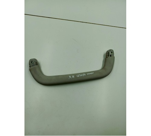 Ручка обшивки лобового стекла правая