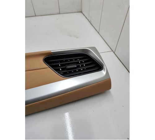 Накладка торпедо декоративная с дефлектором