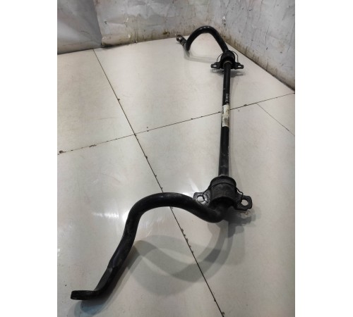 Стабилизатор передний