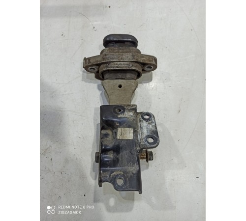 Опора двигателя задняя