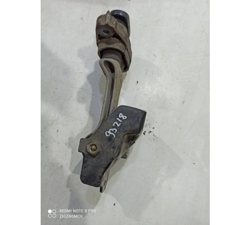 Опора двигателя задняя