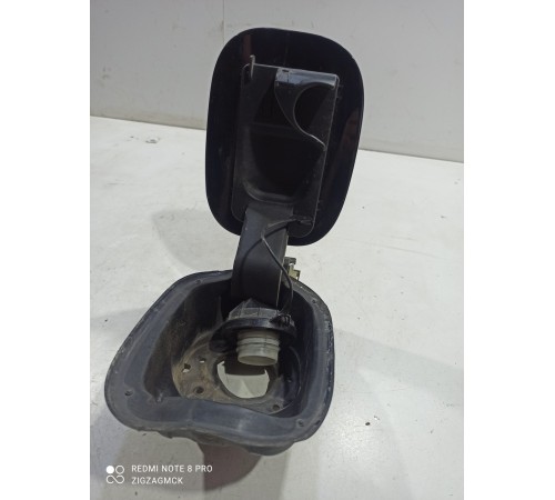 Лючок бензобака