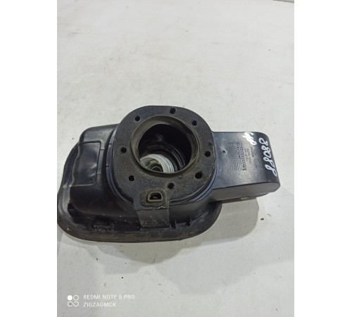 Лючок бензобака