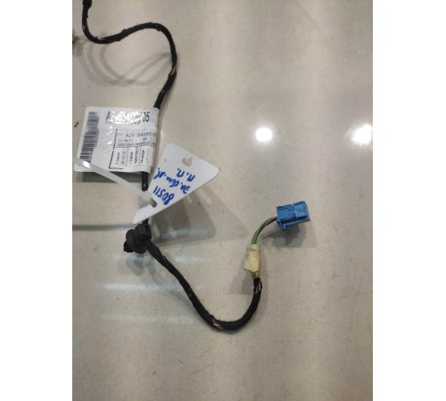 Электропроводка обшивки двери(передняя правая)