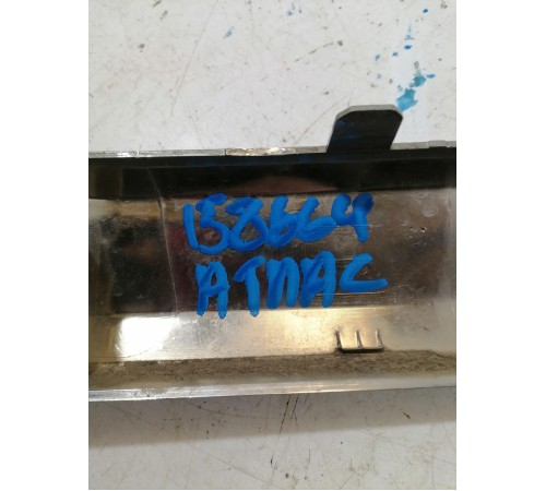 Накладка крышки багажника