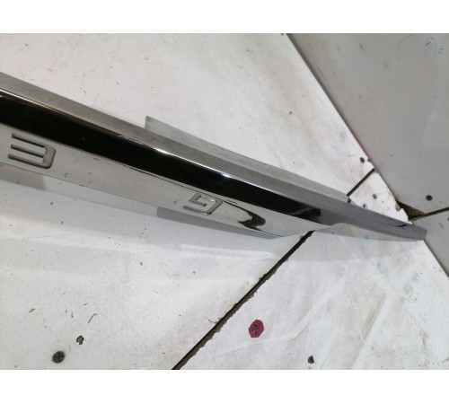 Накладка крышки багажника