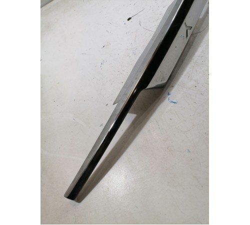 Накладка крышки багажника