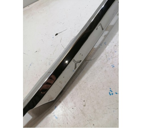 Накладка крышки багажника