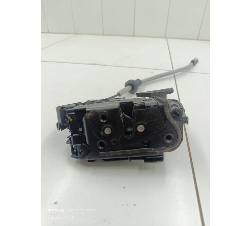 Замок двери передний правый