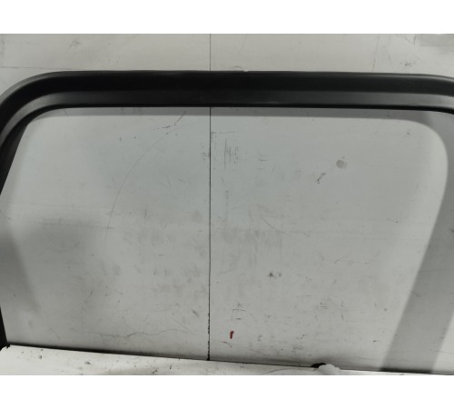 Накладка рамки двери (задняя левая)