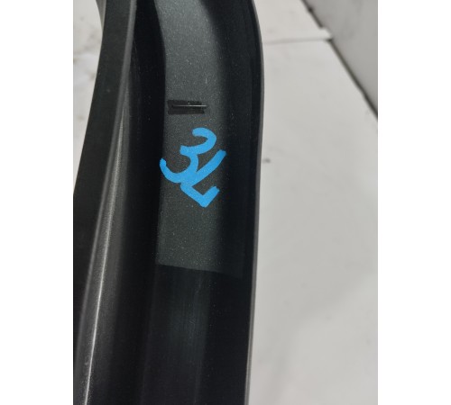 Накладка рамки двери (задняя левая)