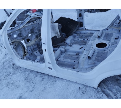 Порог со стойкой(левый)