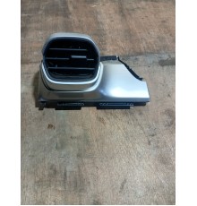 Воздушный дефлектор передний левый