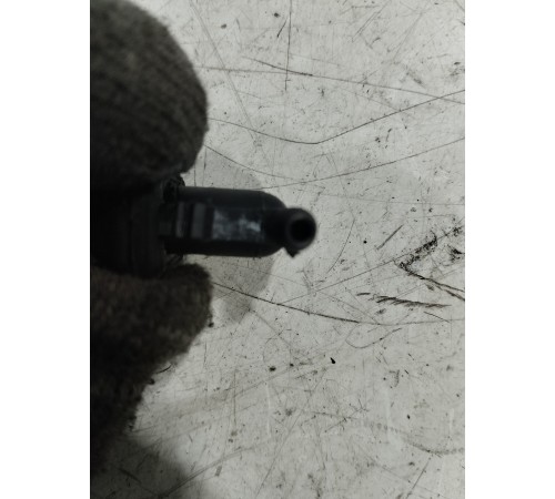 Форсунка омывателя лобового стекла