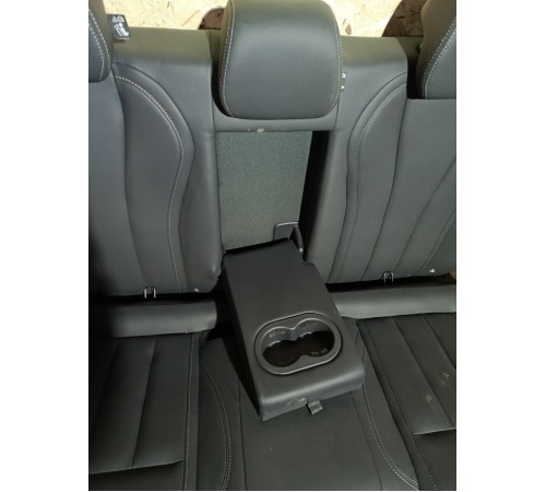 Задний ряд сидений