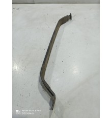 Крепление топливного бака правое