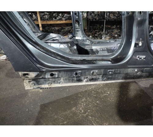 Порог со стойкой (правый)