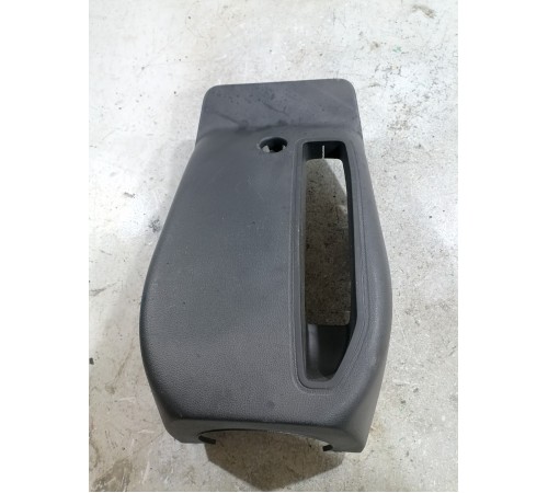 Кожух рулевой колонки нижний